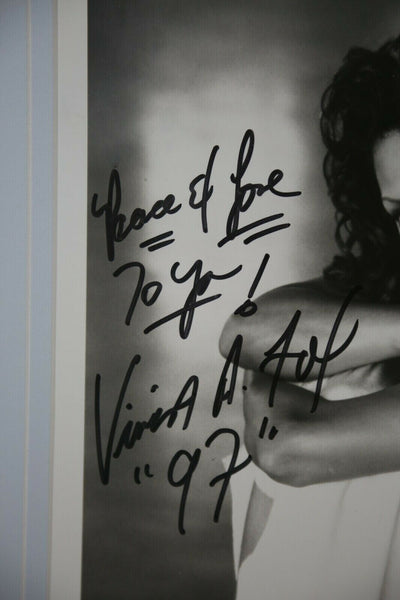 Vivica A Fox Signed Framed 16x20 Photo Set JSA