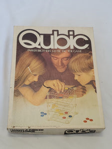 VINTAGE 1972 Parker Brothers Qubic Board Game