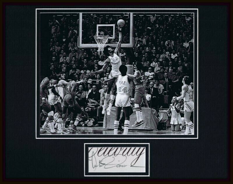 Artis Gilmore Signed Framed 11x14 Photo Display Spurs Jacksonville