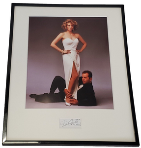 Cybill Shepherd Signed Framed 11x14 Photo Display Moonlighting w/ Bruce Willis