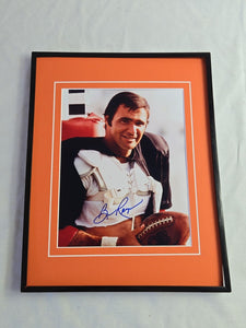 Burt Reynolds Signed Framed 11x14 Photo Display JSA Longest Yard