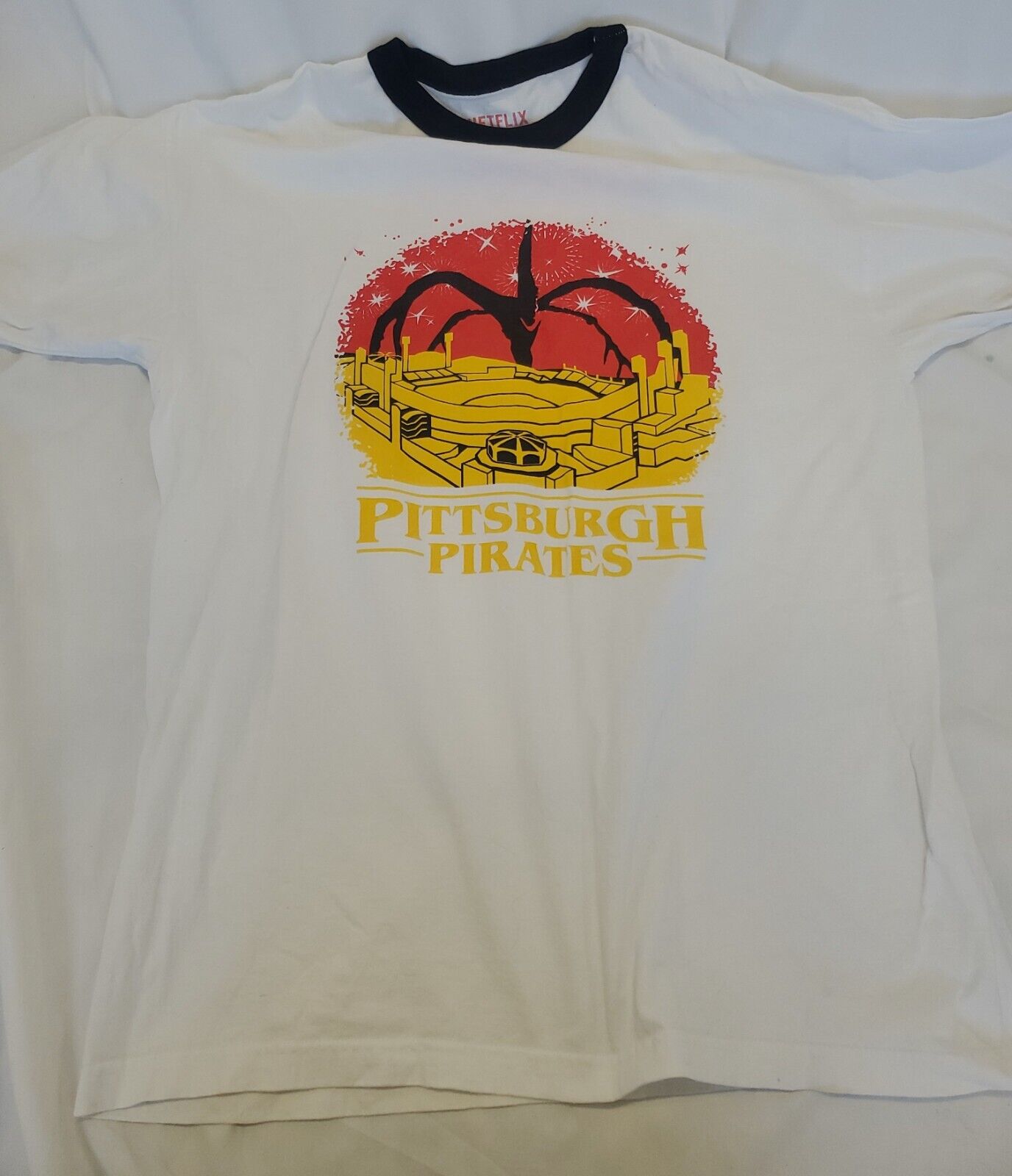 Pittsburgh Pirates Stranger Things Promotional T-Shirt XL