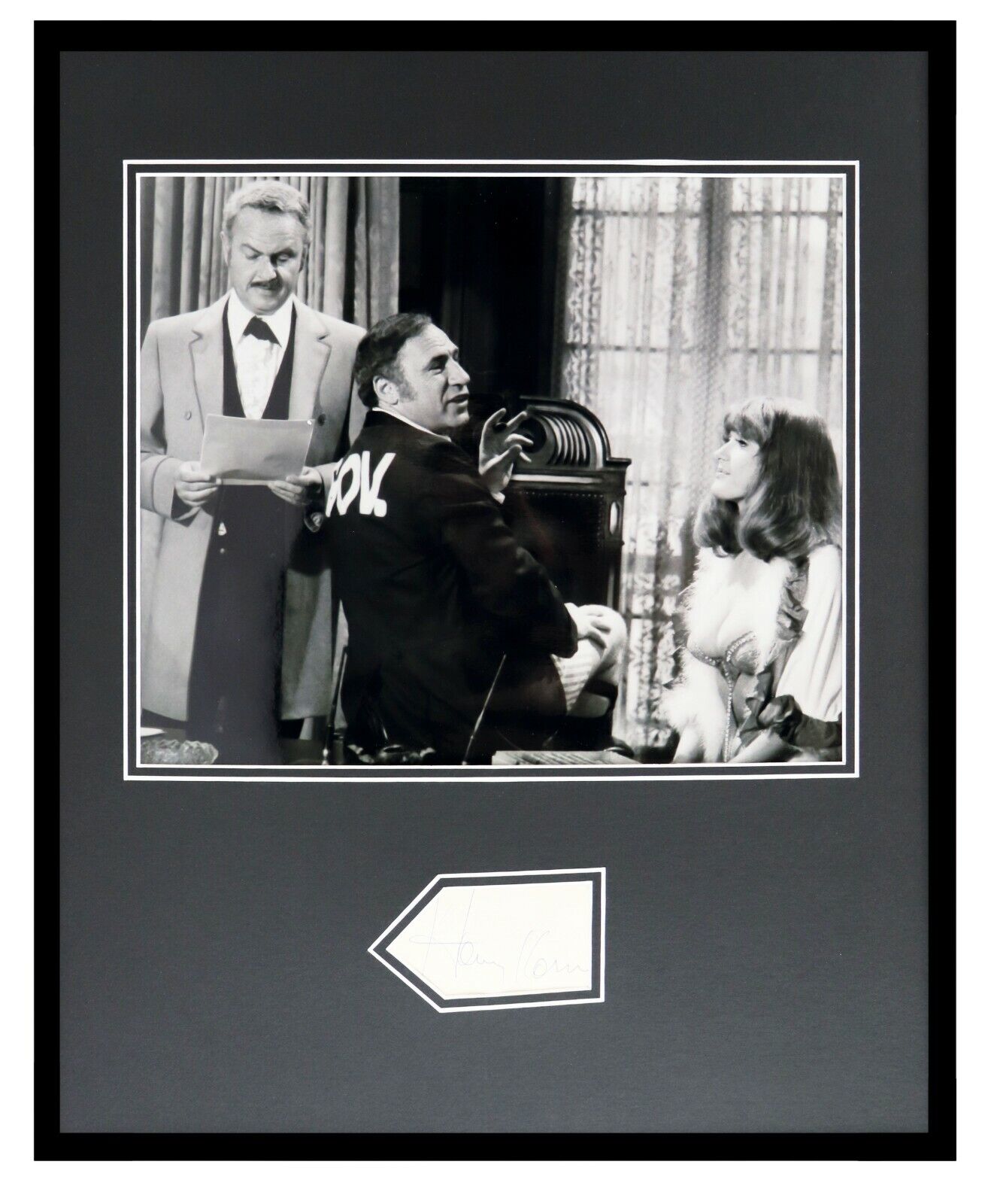 Harvey Korman Signed Framed 16x20 Photo Display JSA