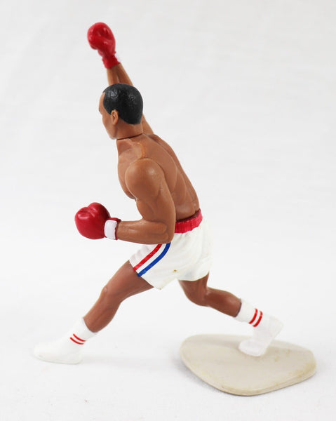 VINTAGE 1997 Kenner Starting Lineup Sugar Ray Leonard Action Figure