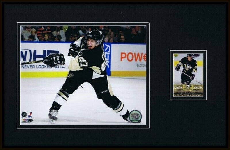 Sidney Crosby Framed 11x17 Photo + 2005 Upper Deck Rookie Card Display Penguins