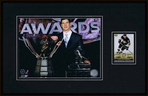 Sidney Crosby Framed 11x17 Awards Photo + 2005 Upper Deck Rookie Card Display 