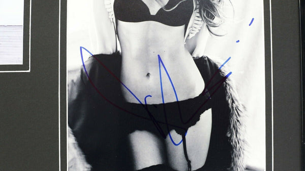 Dawn Olivieri Signed Framed 16x20 Lingerie Stockings Photo Set AW House of Lies