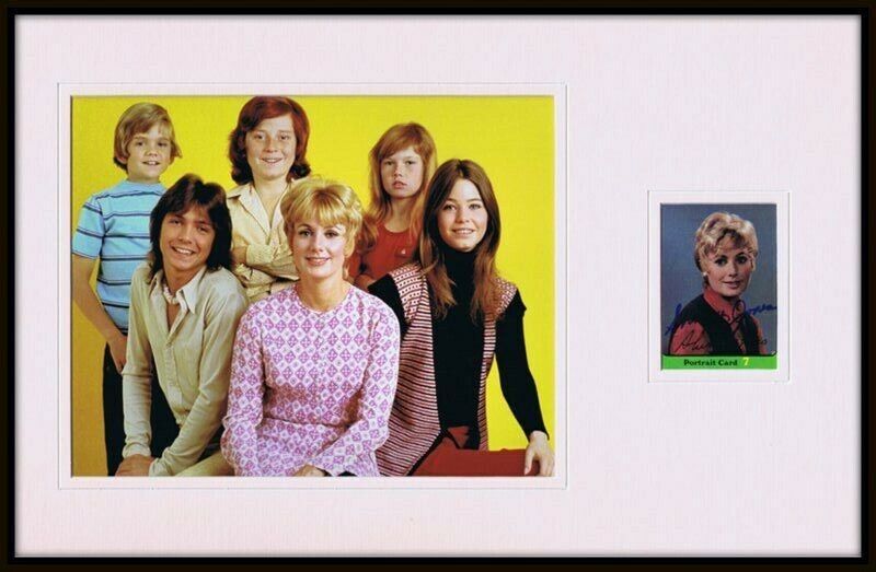 Shirley Jones Signed Framed Photo & 1971 Topps Card Display Partridge Family