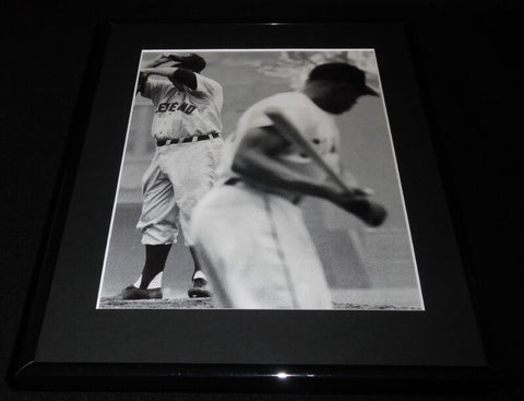 Early Wynn 1954 World Series Framed 11x14 Photo Display Indians