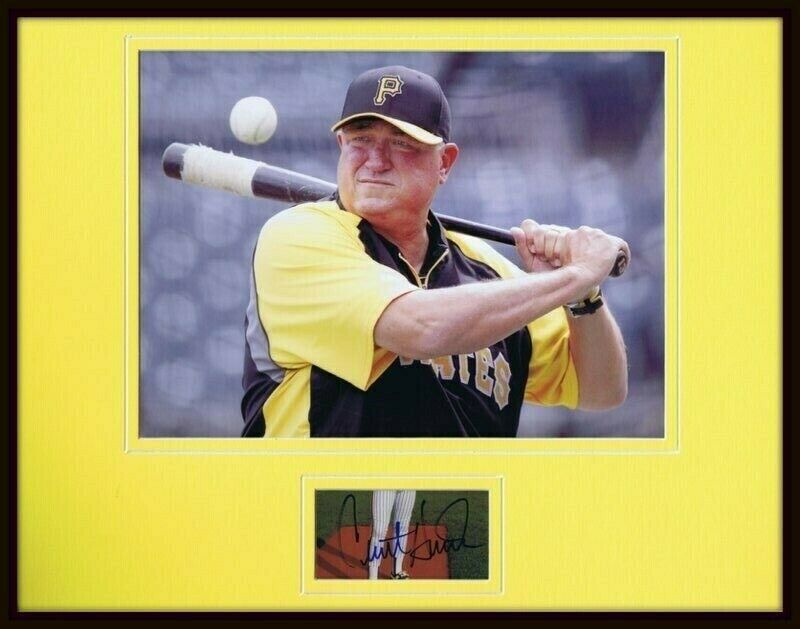 Clint Hurdle Signed Framed 11x14 Photo Display Pirates