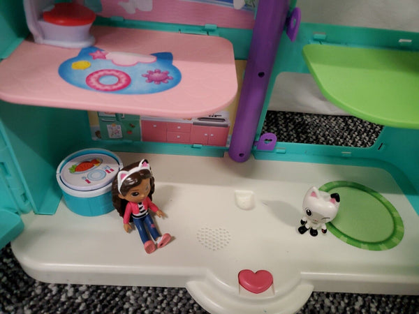 Gabby's Dollhouse Playset Bundle w/ Figures