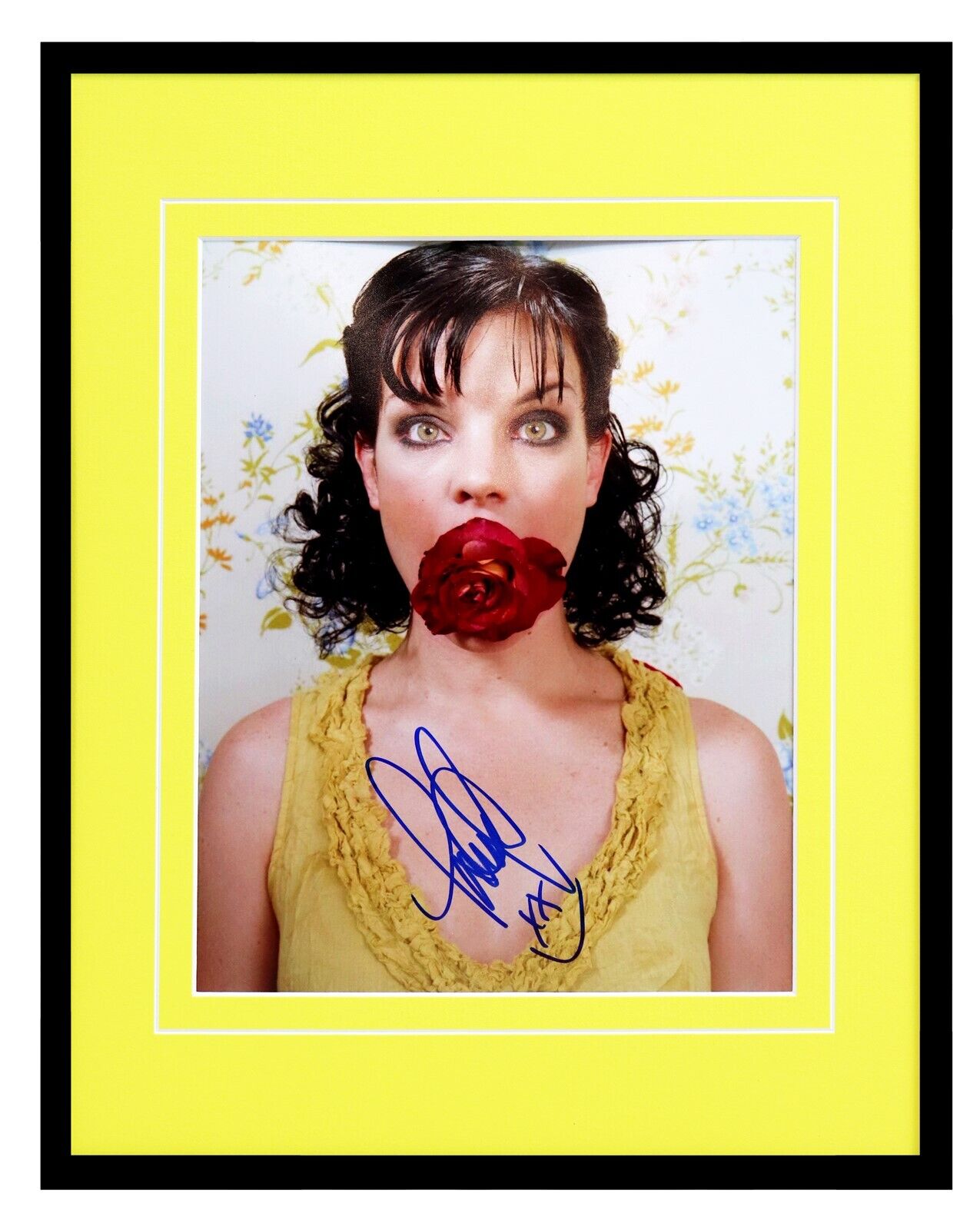 Pauley Perrette Signed Framed 11x14 Photo Display NCIS