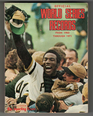 VINTAGE 1971 World Series Records Paperback Book Roberto Clemente M Sanguillen