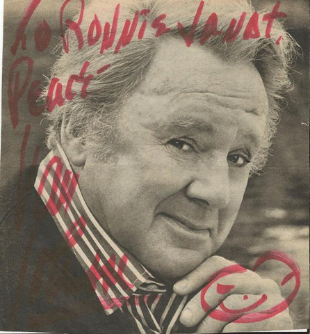 Van Johnson Signed Vintage Newspaper Clipping