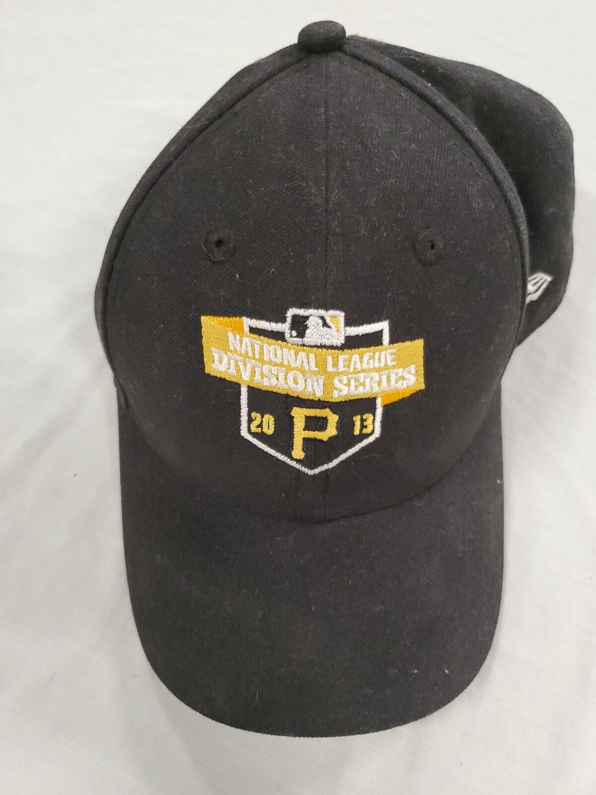 VINTAGE New Era 2013 NLDS Pittsburgh Pirates Adjustable Snapback Cap Hat