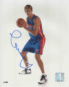 Darko Milicic Signed 8x10 Photo Pistons