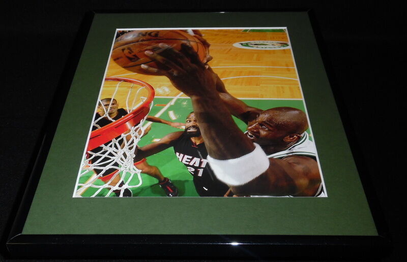 Kevin Garnett DUNK Framed 11x14 Photo Display Celtics vs Heat