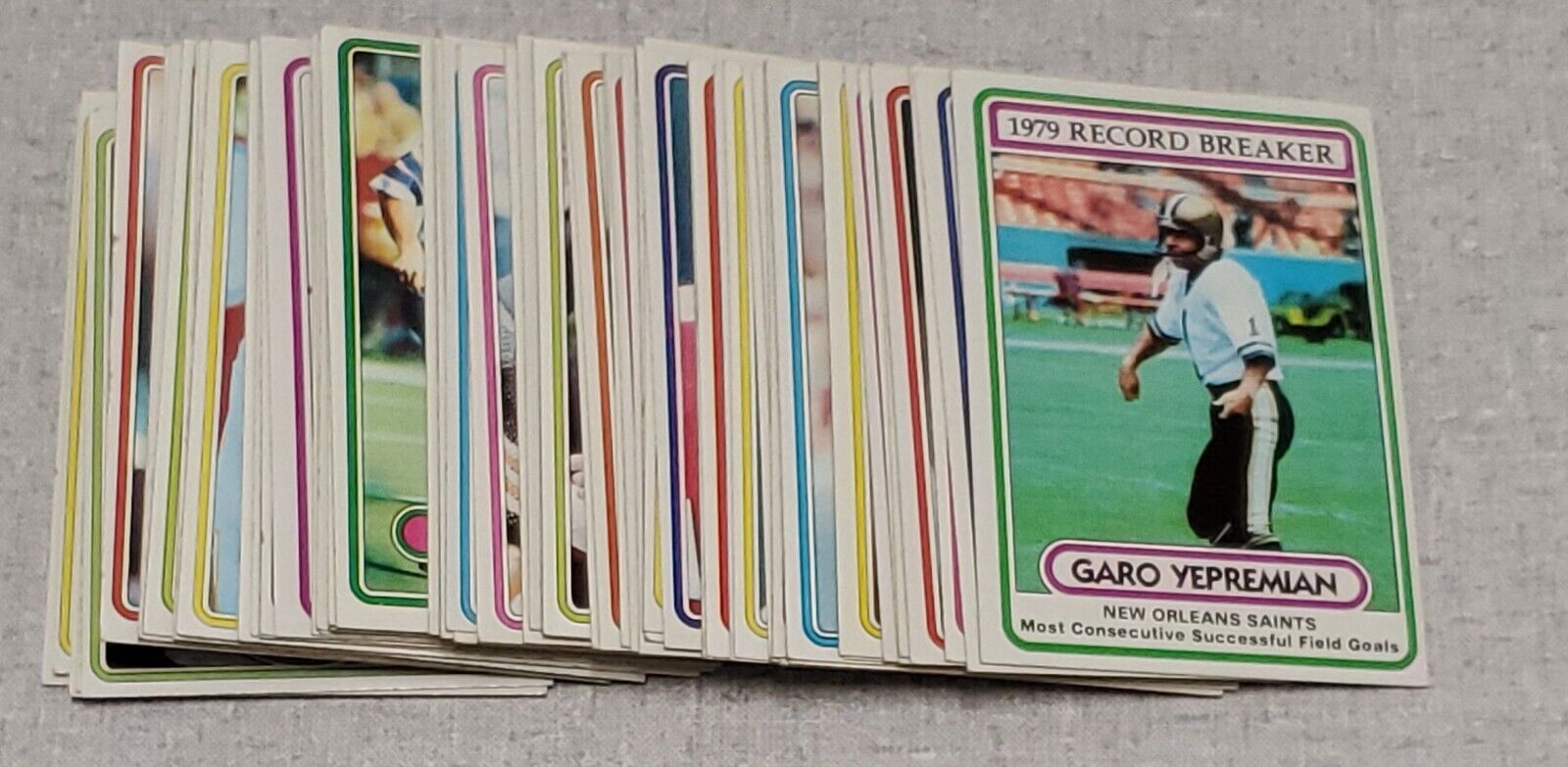 1980 Topps Football Starter Set Lot 64/528 12% Complete