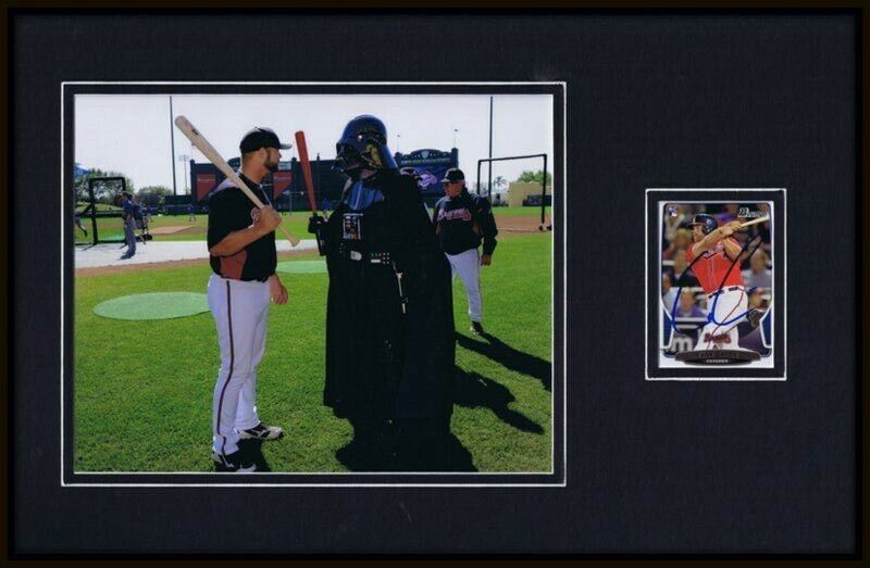 Evan Gattis Signed Framed 11x17 Photo Display Braves w/ Darth Vader