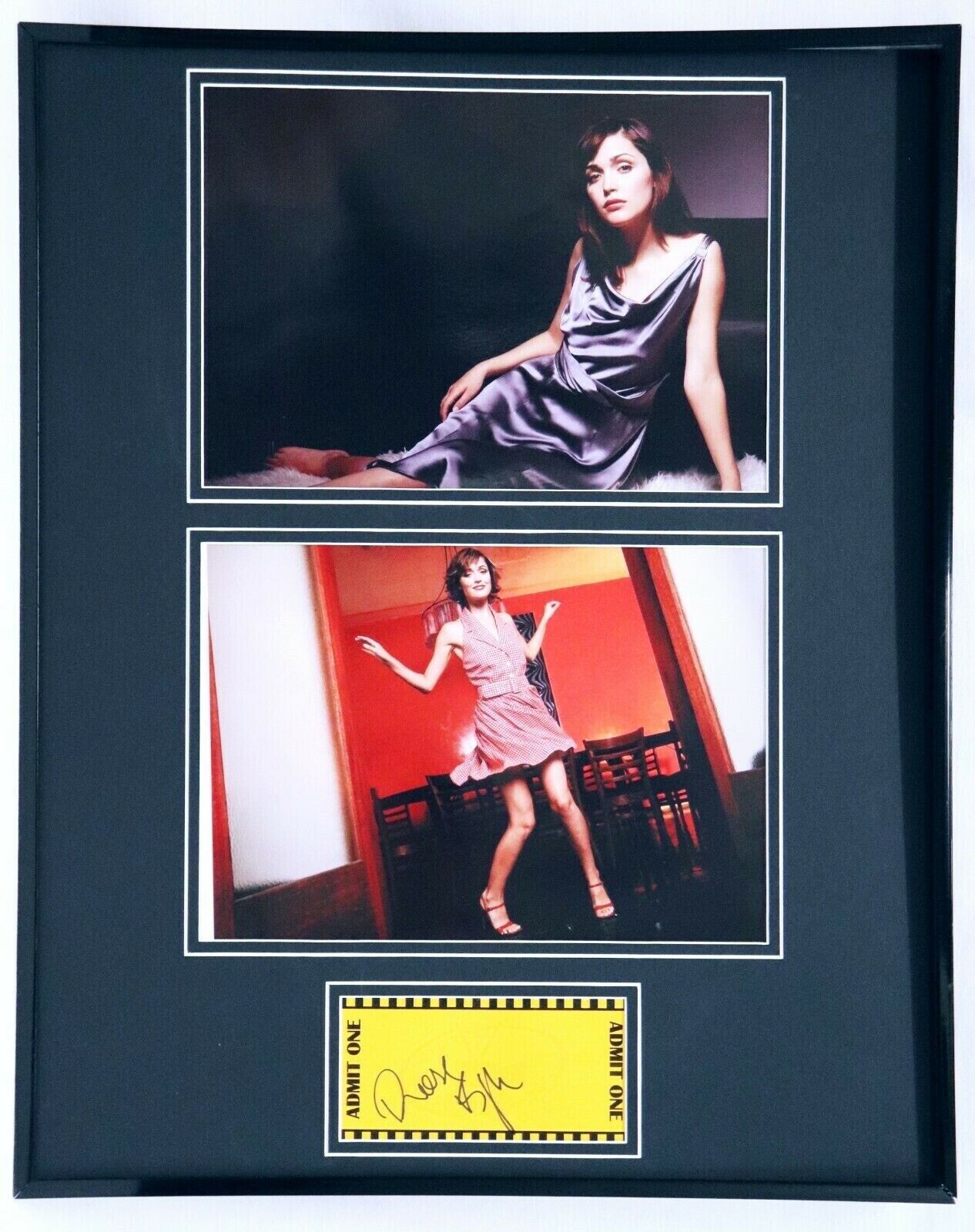 Rose Byrne Signed Framed 16x20 Photo Set Bridesmaids Spy Insidious