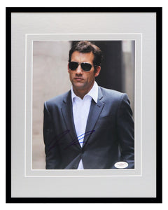 Clive Owen Signed Framed 11x14 Photo Display JSA Sin City