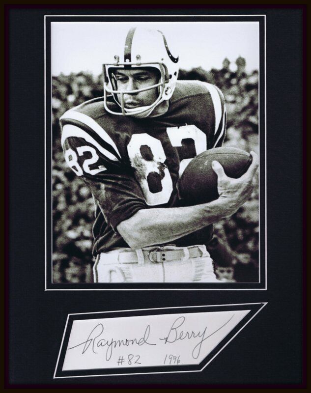 Raymond Berry Signed Framed 11x14 Photo Display JSA Colts