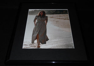 Julia Roberts Barefoot on the Beach Framed 11x14 Photo Display 