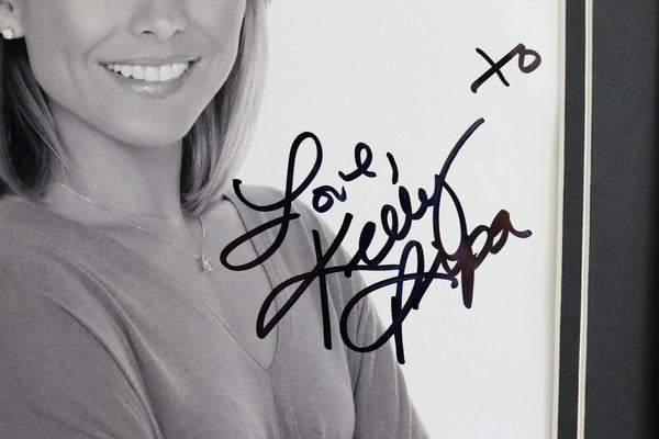 Kelly Ripa Signed Framed 16x20 Photo Set 