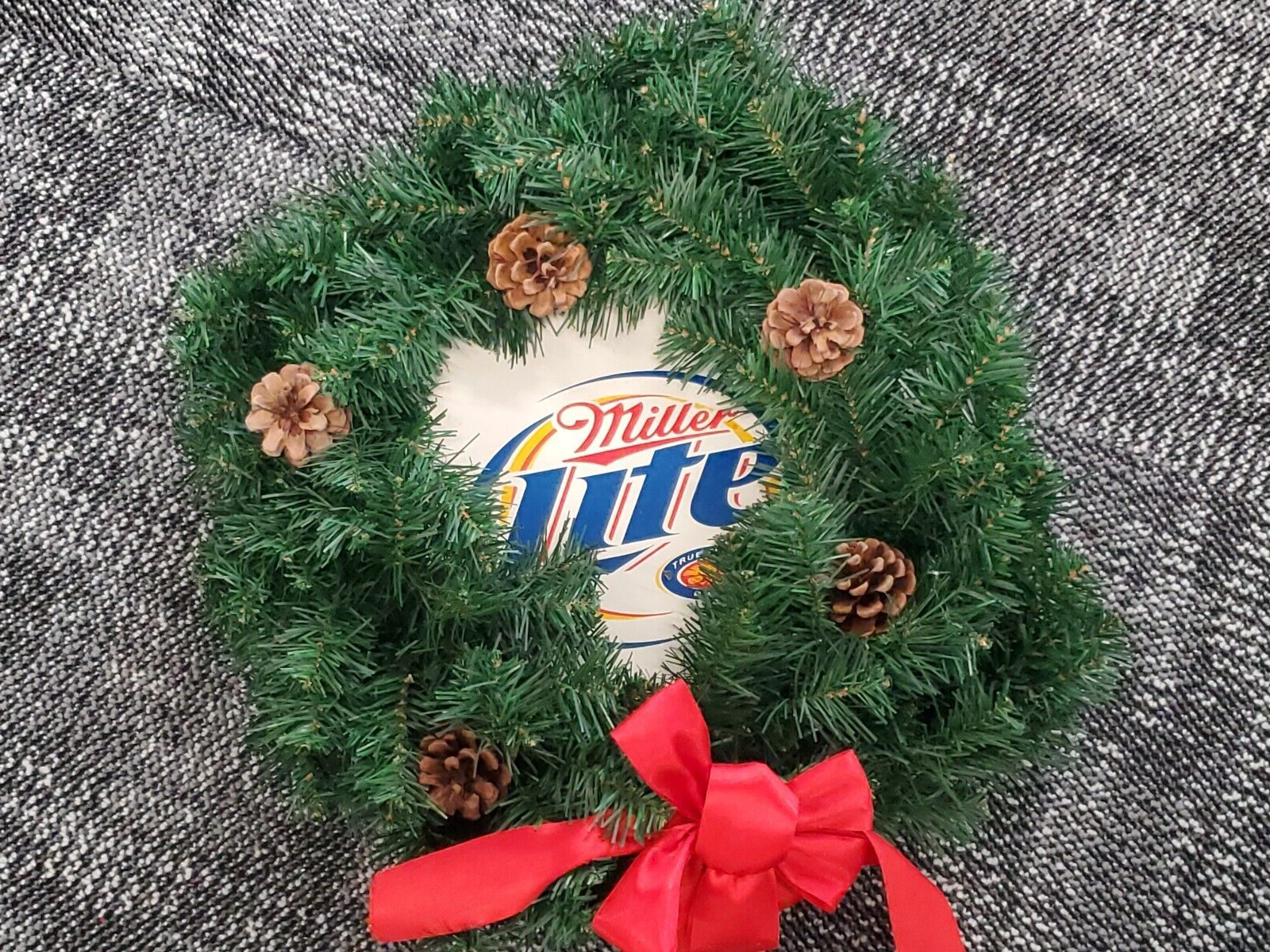 VINTAGE 1990s Miller Lite Beer Christmas Wreath