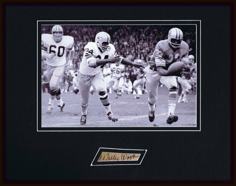 Willie Wood Signed Framed 11x14 Photo Display JSA Packers