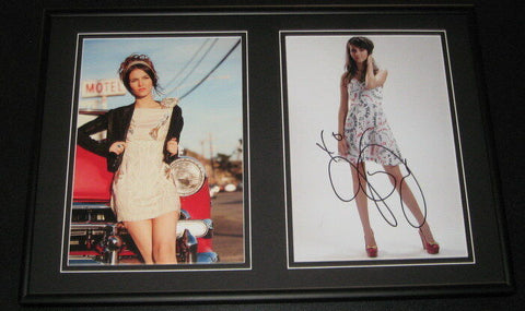 Victoria Justice Signed Framed 12x18 Photo Set Victorious 