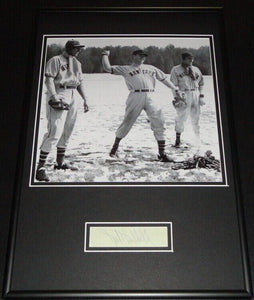 Carl Hubbell Signed Framed 12x18 Photo Display Vintage Signature JSA