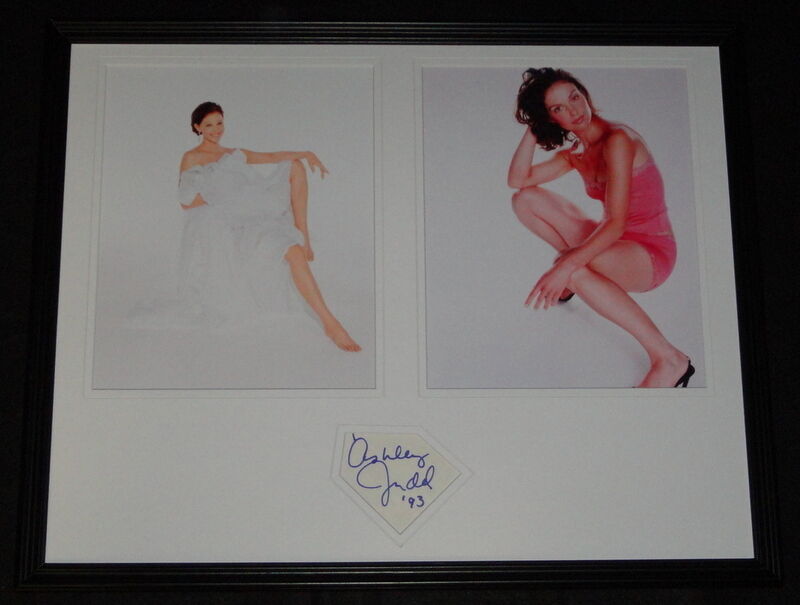 Ashley Judd Signed Framed 16x20 Photo Set