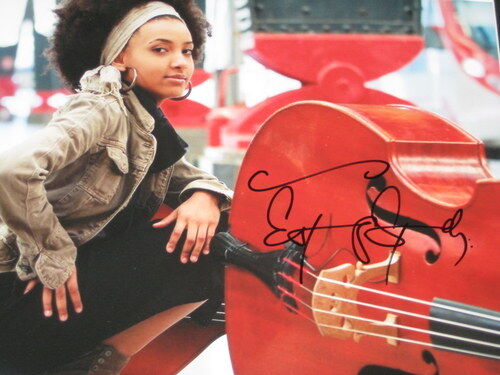 Esperanza Spalding Signed Framed 11x14 Photo Grammy Award