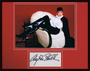 Anjelica Huston Signed Framed 11x14 Photo Display 