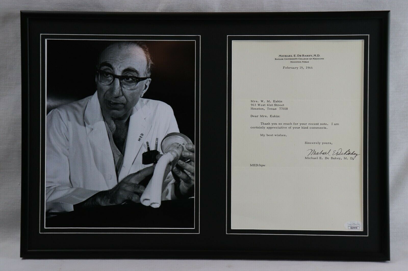 Dr Michael DeBakey Signed Framed 12x18 Photo + 1966 Letter Display JSA