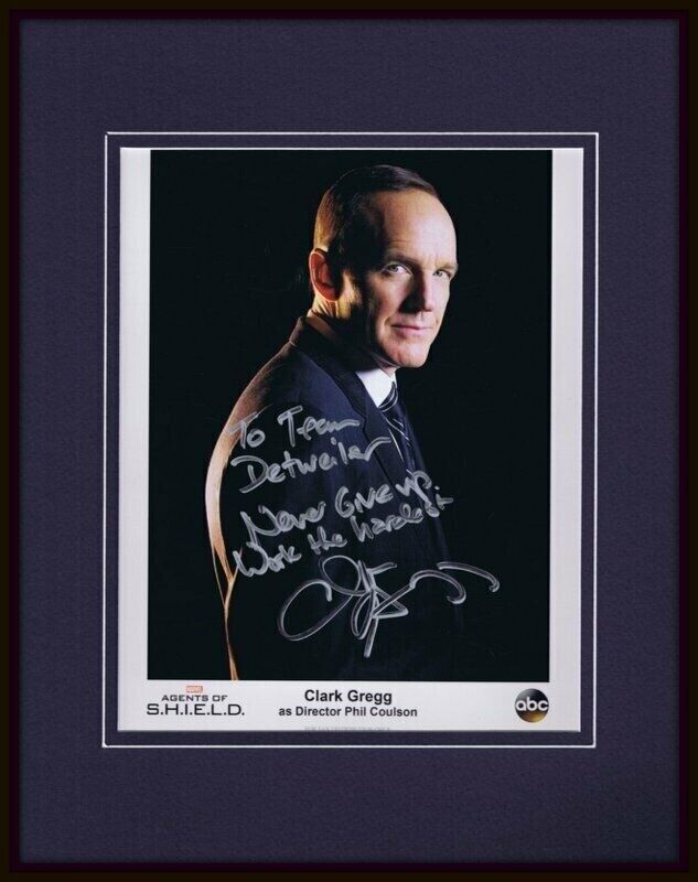 Clark Gregg Signed Framed 11x14 Photo Display w/ Extensive Inscription to School