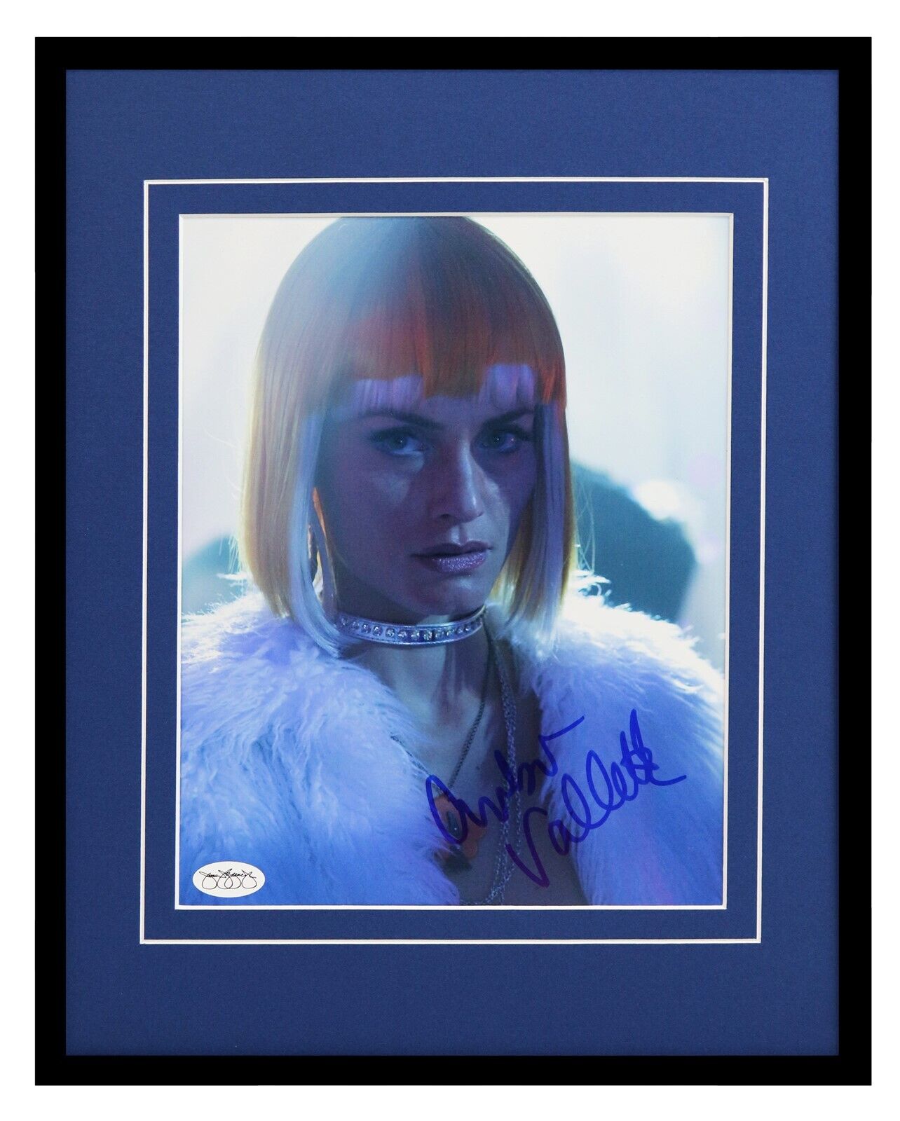 Amber Valletta Signed Framed 11x14 Photo Display JSA Gamer