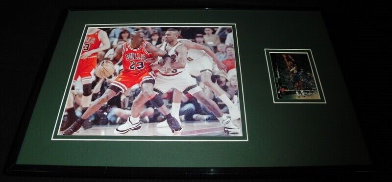 Hersey Hawkins Signed Framed 11x17 Photo Display Sonics vs Michael Jordan