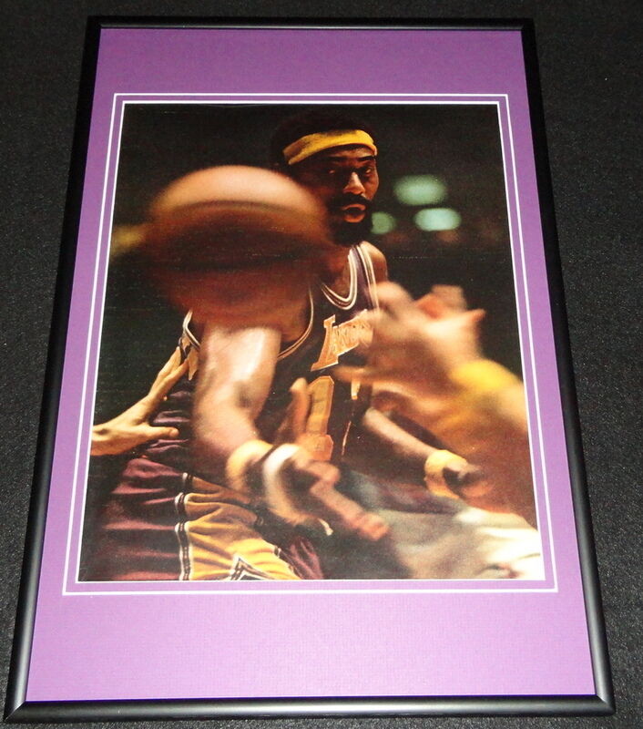 Wilt Chamberlain 1972 Lakers Framed 12x18 Photo Poster Display