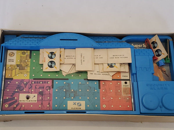 VINTAGE 1971 Milton Bradley Super Spy Board Game