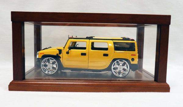 VINTAGE 2004 Jada Hummer H2 1:24 Diecast Vehicle w/ display case