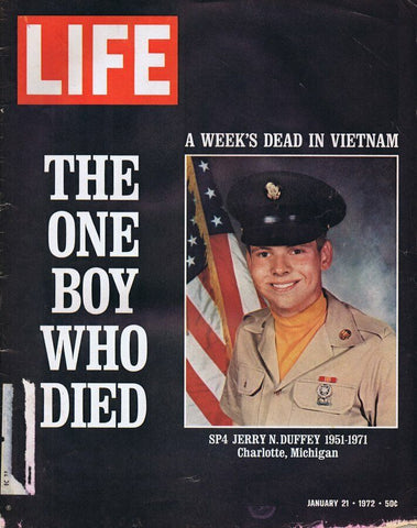 ORIGINAL Vintage Life Magazine January 14 1972 A Week's Dead in Vietnam