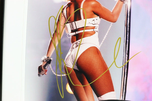 Rihanna Signed Framed 16x20 A Girl Like Me CD & Photo Display AW