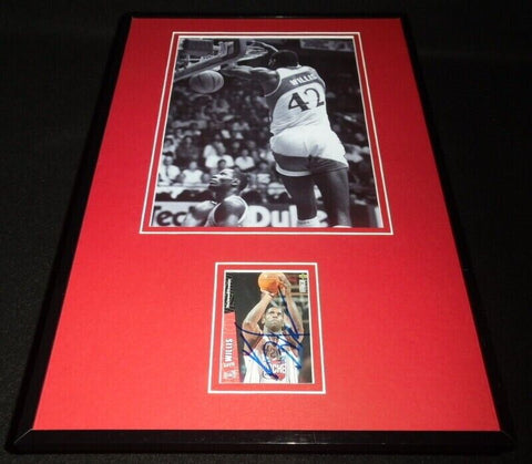 Kevin Willis Signed Framed 11x17 DUNK Photo Display Atlanta Hawks