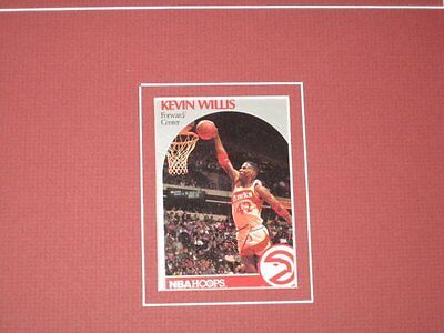 Kevin Willis Signed Framed 11x17 Photo Display Hawks