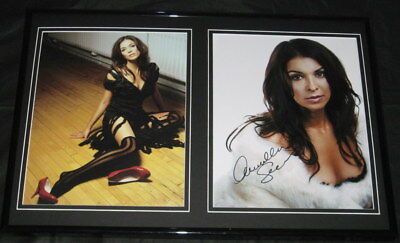 Annabella Sciorra Leggy Signed Framed Photo Set 12x18