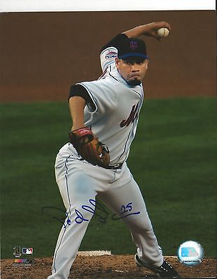 Pedro Feliciano Signed 8x10 Photo 2007 Mets